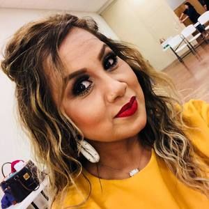 Meet your Posher, Sonia